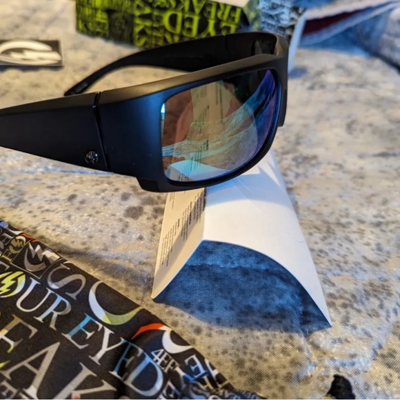 Electric HOY Sunglasses Matte Black Frame, Grey/Green 580 Pro Lenses NWT - Picture 3 of 6